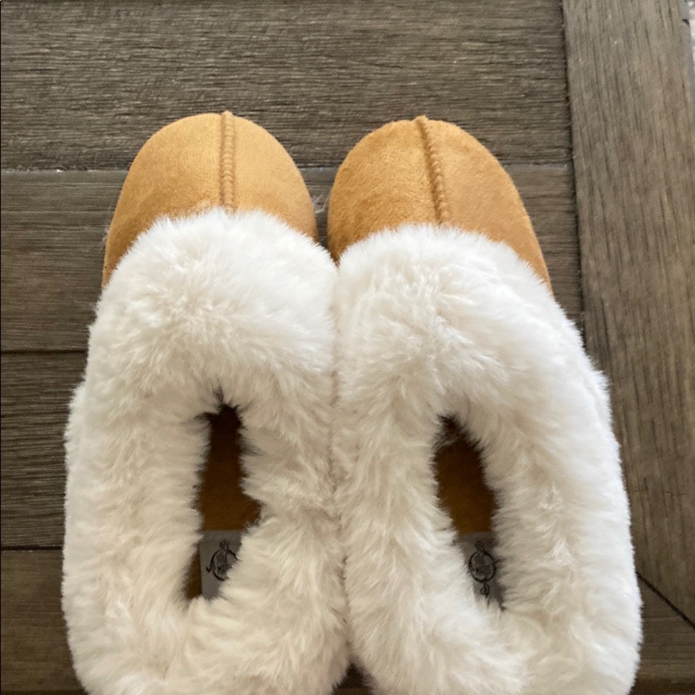 Tan and White Sheepskin Slippers with Moccasin Style
